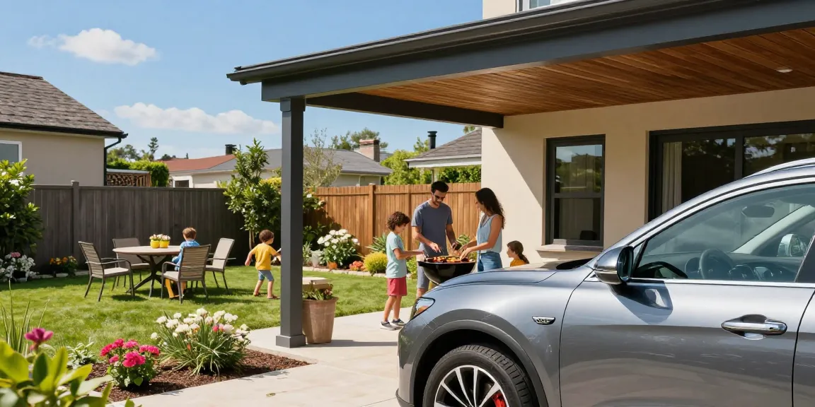 Moderner Carport schützt Auto in einladendem Garten mit Familie und Spielenden