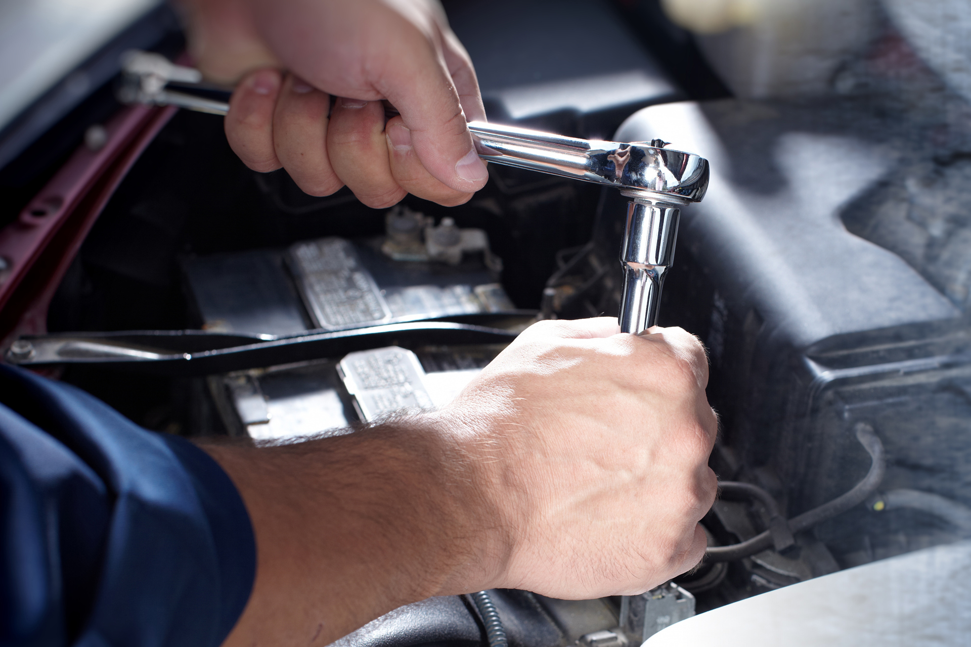 Die beste Autowerkstatt in der Nähe für Motorinstandsetzungen – meister-job hilft dir