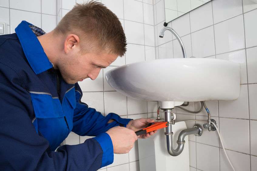Rohrreinigung Notdienst: Professionelle Hilfe bei verstopften Rohren