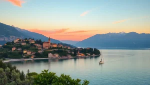 Spektakulärer Sonnenuntergang über dem Gardasee mit ruhigem Wasser, sanften Hügeln und charmanten Dörfern – perfekt für Urlaub am Gardasee.